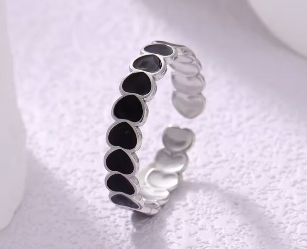Black & White Enamel Heart Open Ring