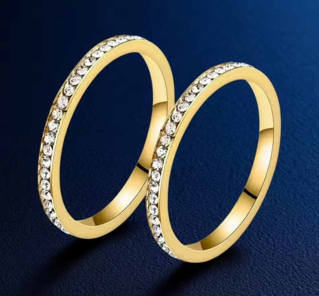 Delicate Sparkle with Modern Elegance