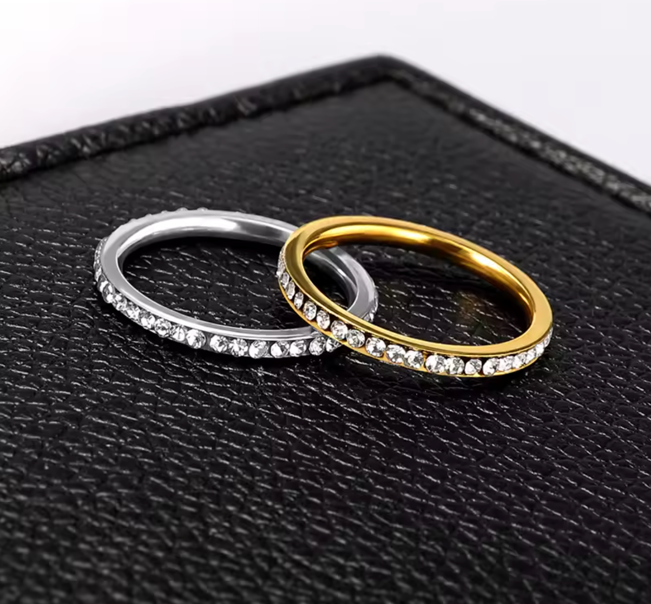 Delicate Sparkle with Modern Elegance